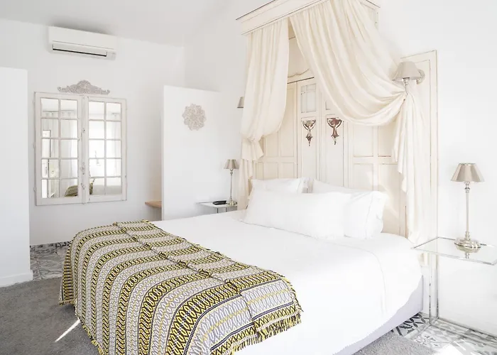 בית הארחה Coimbraameias 4*