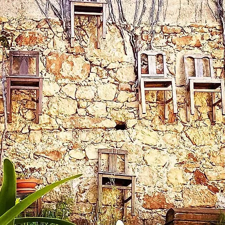 Guest house Coimbraameias *